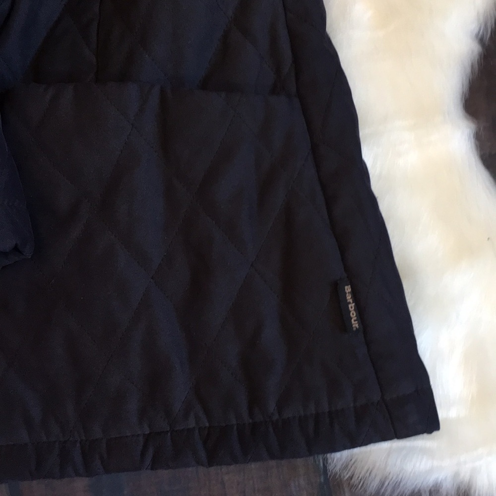 Barbour navy quilted jacket 🎀 - Picture 4 of 7